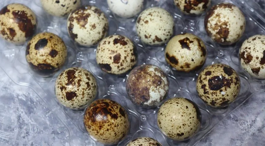 Простые канапе на шпажках: шаг 4