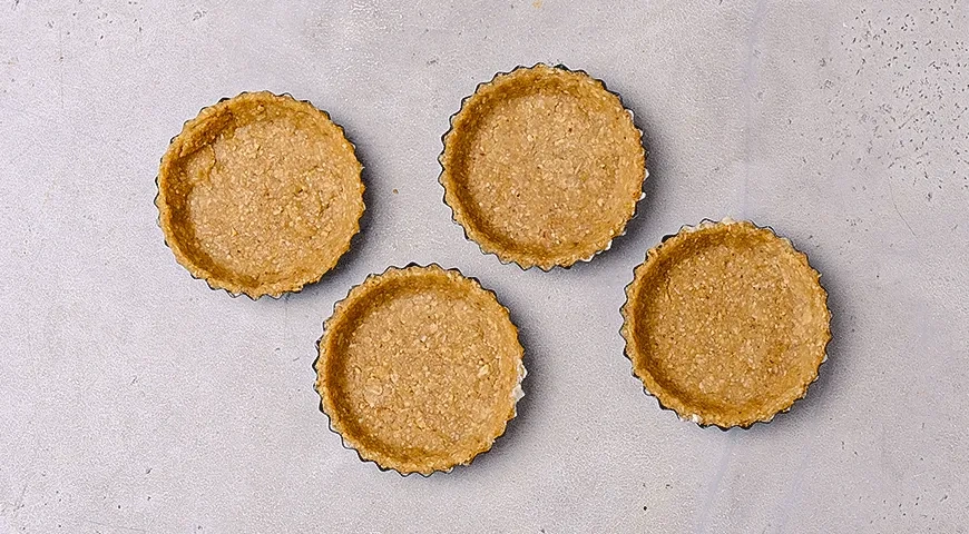 Рождественские корзиночки с фруктовой начинкой: шаг 4