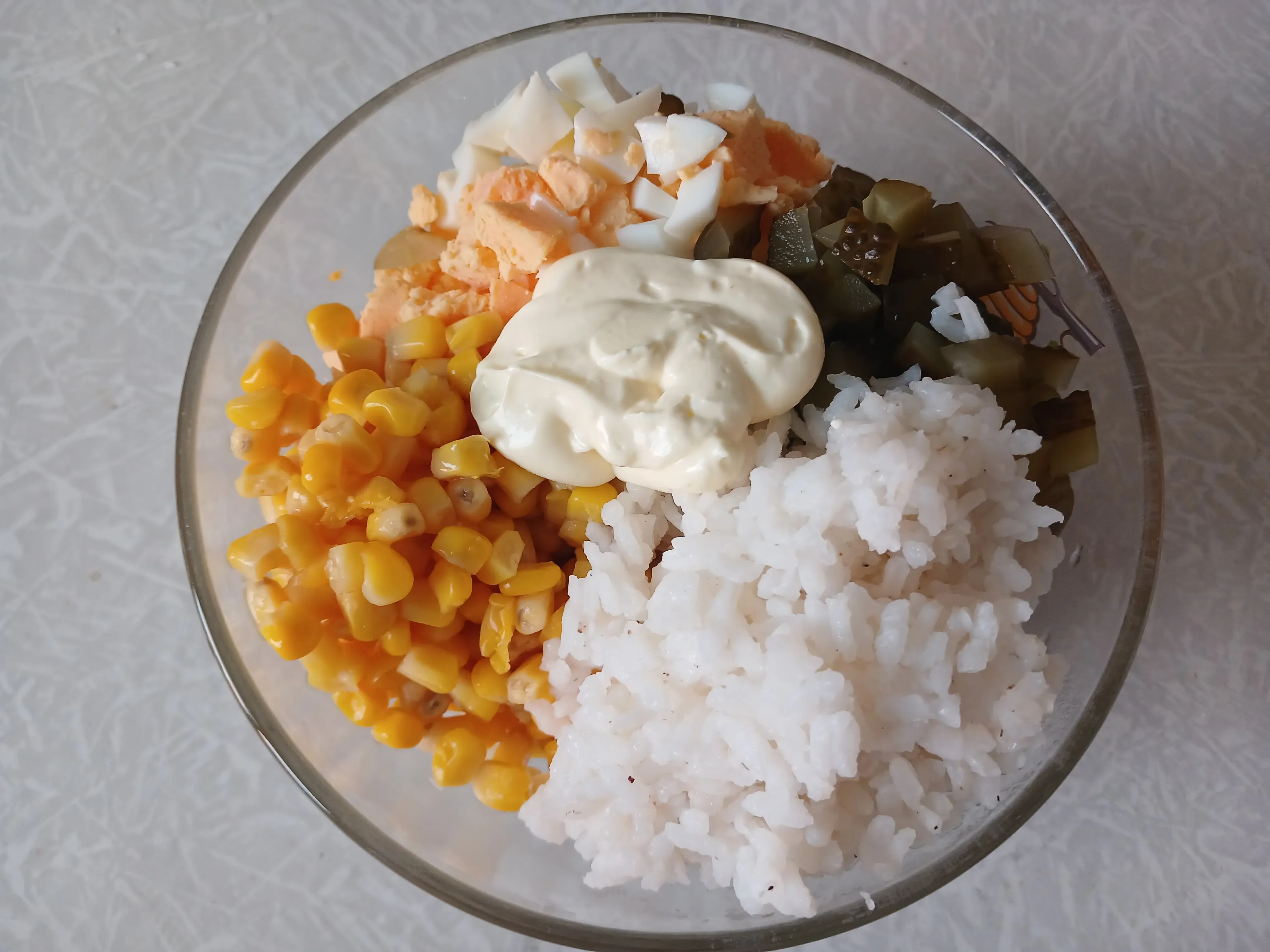 Салат «Морской уют» с минтаем: шаг 4