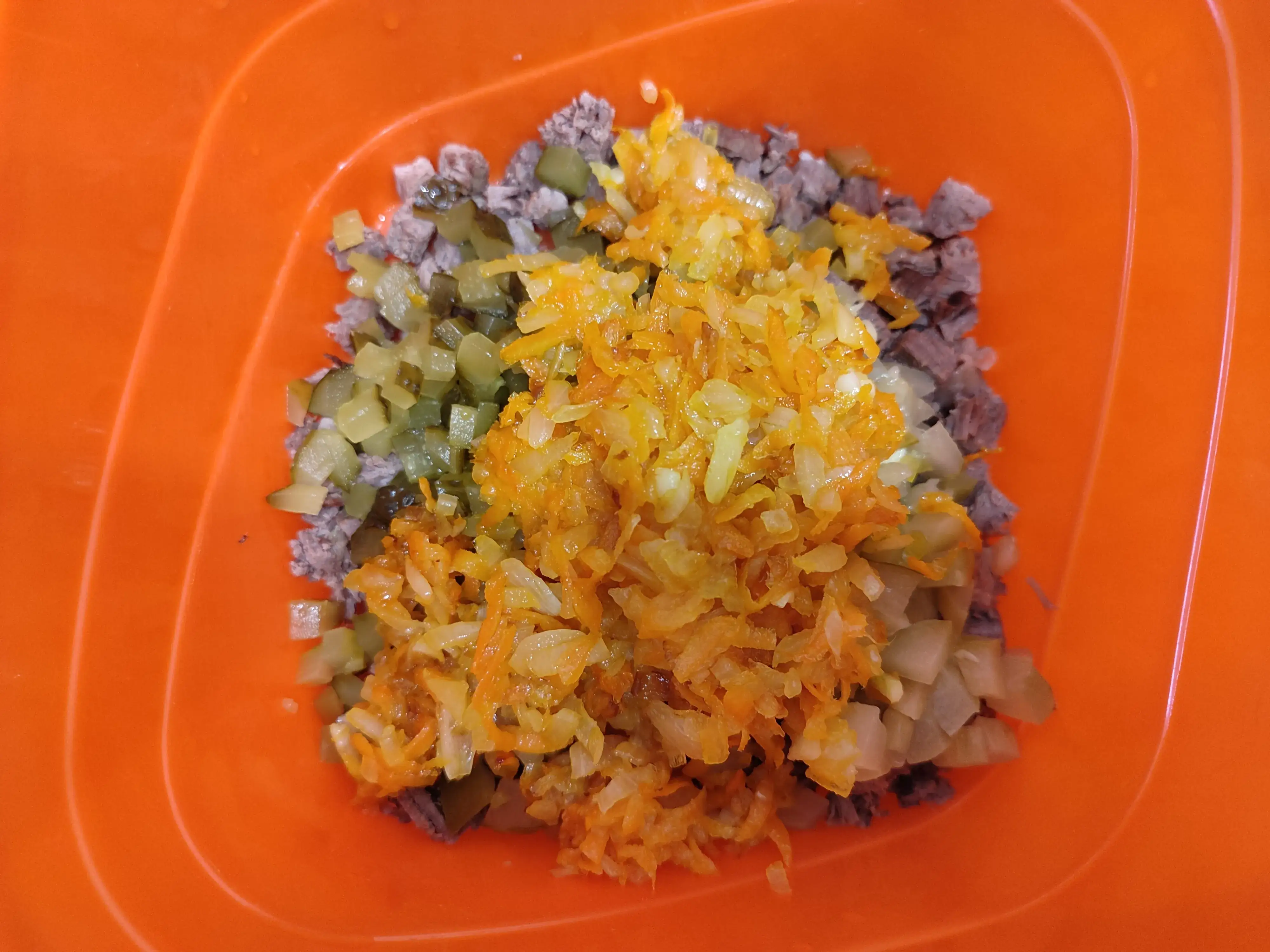 Салат «Новогодняя обжорка»: шаг 4