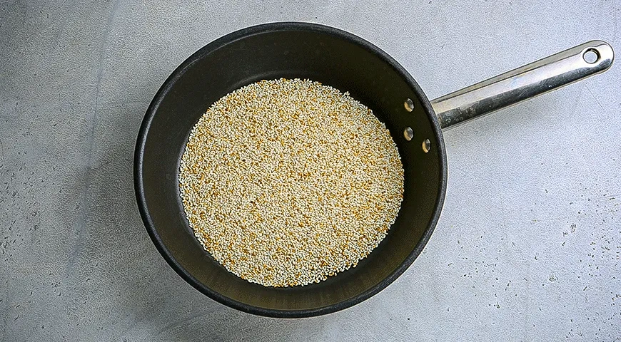 Салат с курицей, яблоком и огурцом: шаг 4