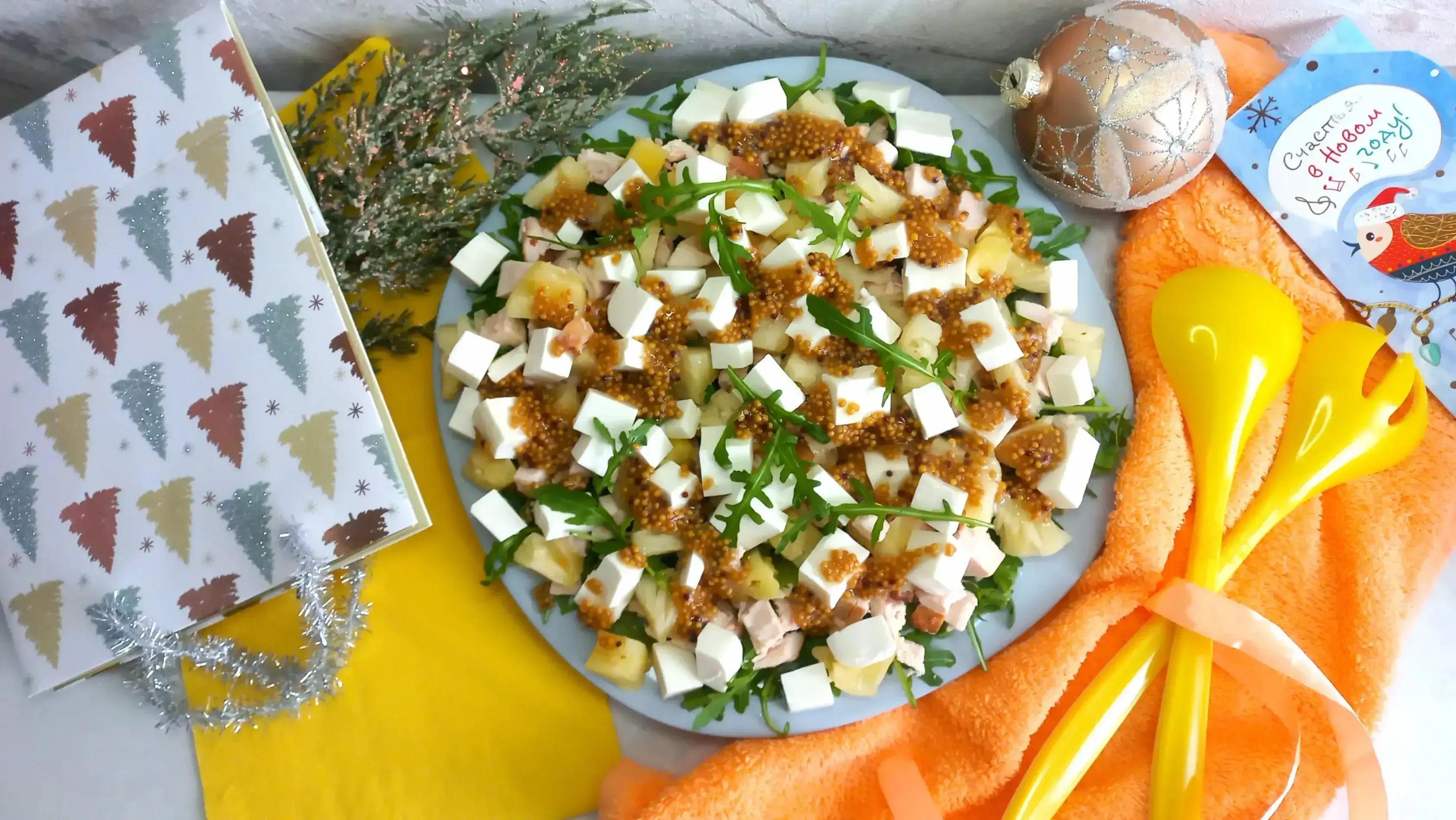 Салат с курицей, ананасом и сыром: шаг 4