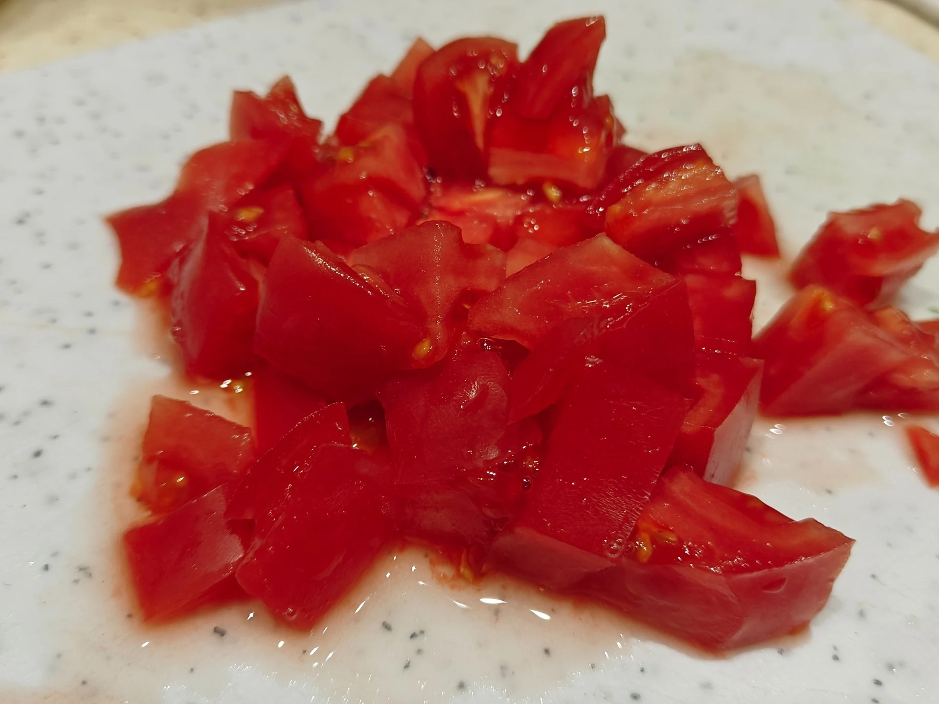 Шаг 4: Салат с тунцом и авокадо