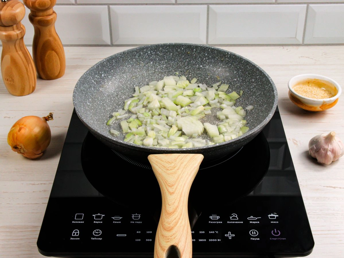 Шаг 4: Салат со стручковой фасолью и шампиньонами