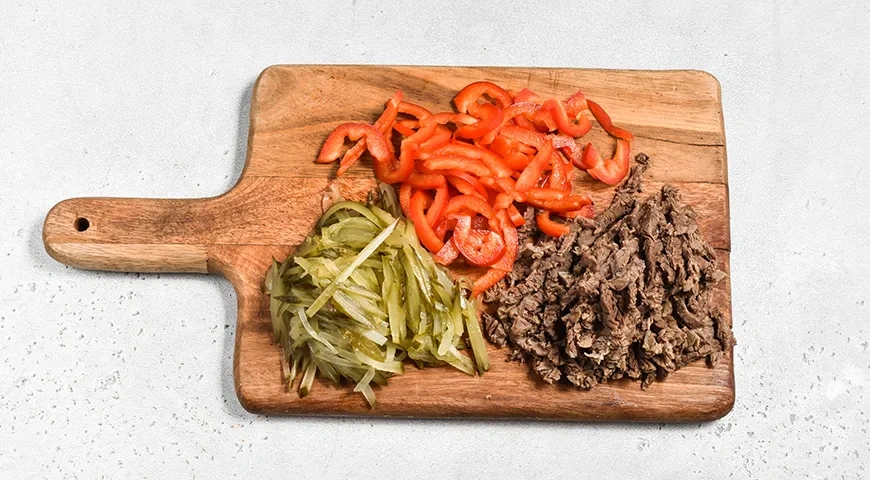 Салат Татарский с говядиной: шаг 4