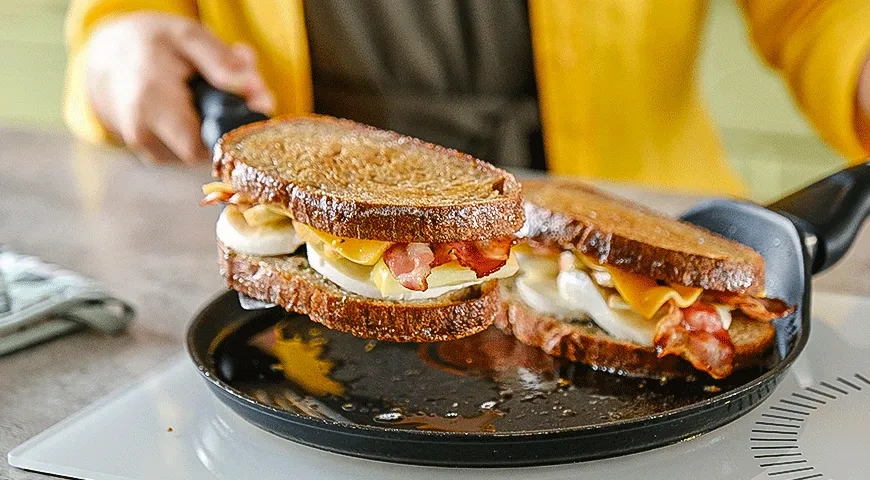 Сэндвич с яблоком и беконом на гриле: шаг 4