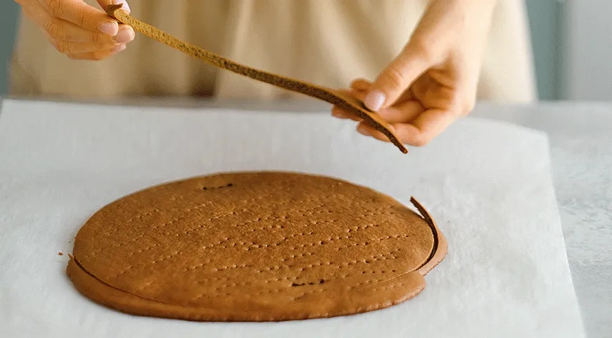 Шоколадный медовик со сметанным кремом: шаг 4