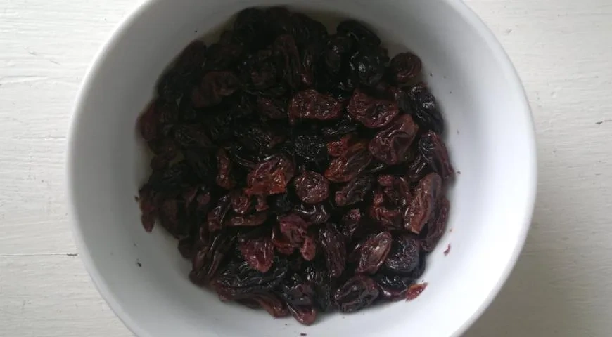 Штрудель с яблоками и грушами: шаг 4