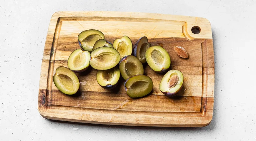 Сливы в собственном соку без сахара: шаг 4