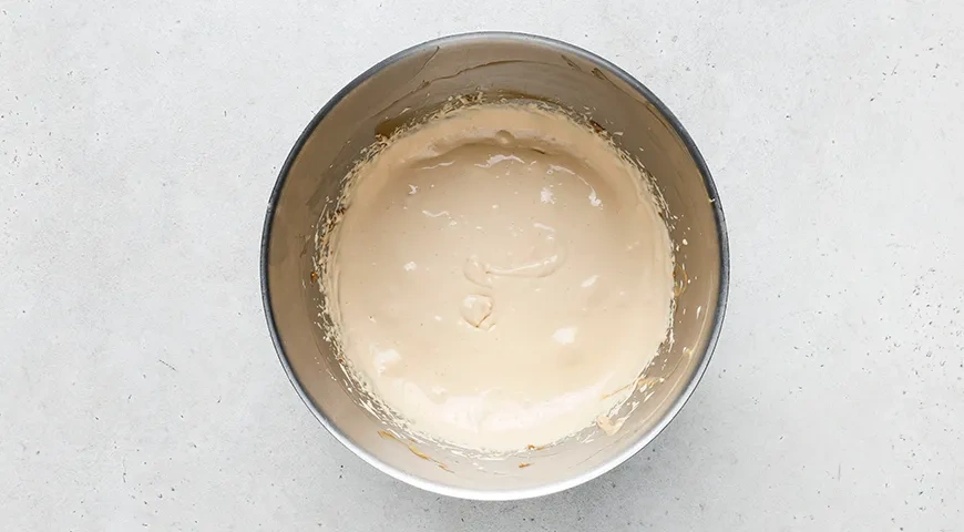 Сметанный крем с вареной сгущенкой: шаг 4