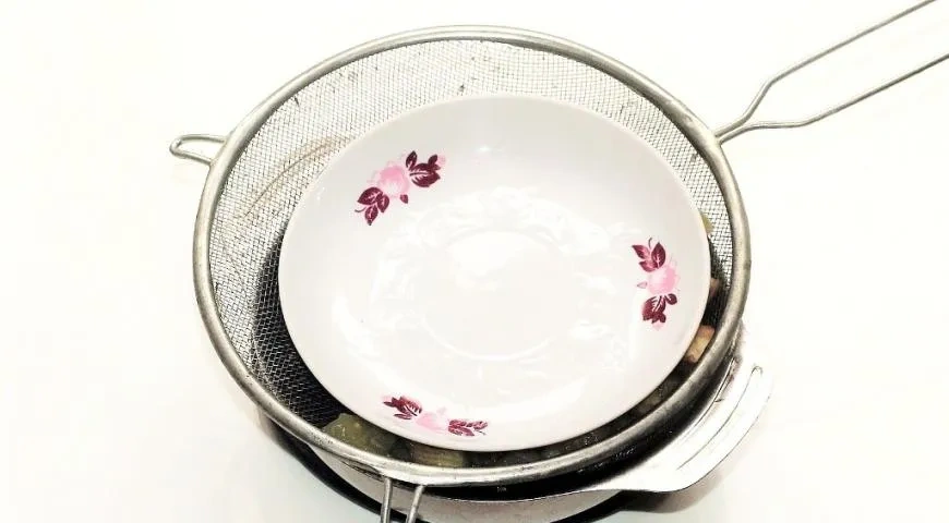 Сочные котлеты из баклажанов: шаг 4