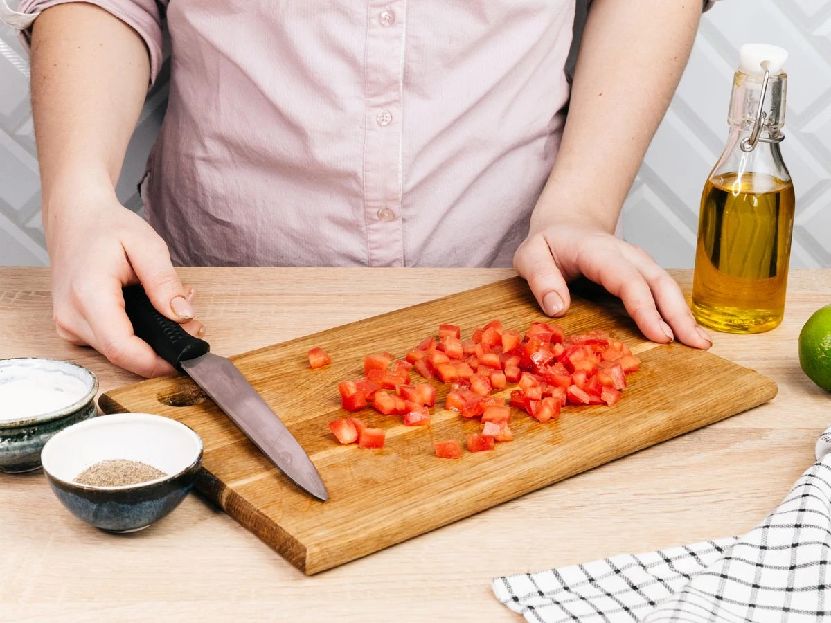 Шаг 4: Соус «Гуакамоле»