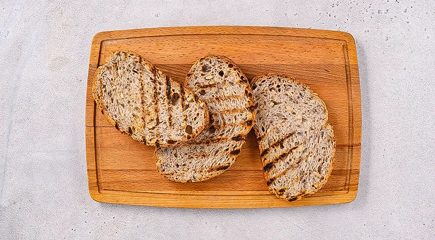 Свекольный паштет с гренками: шаг 4