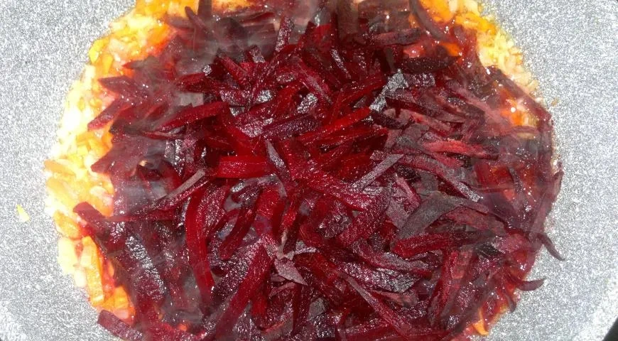 Свекольный суп с щавелем: шаг 4