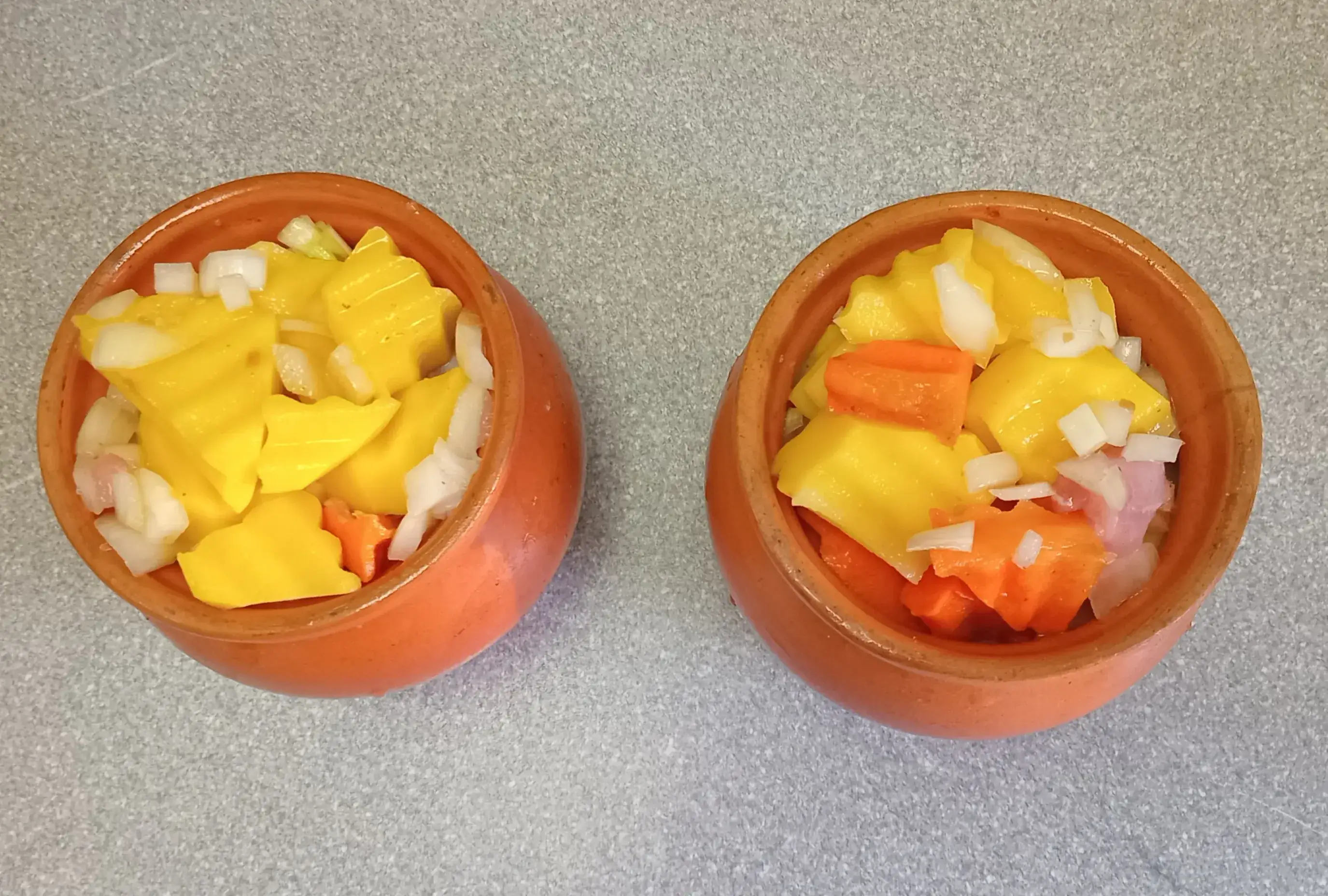 Свинина с картофелем в горшочках: шаг 4