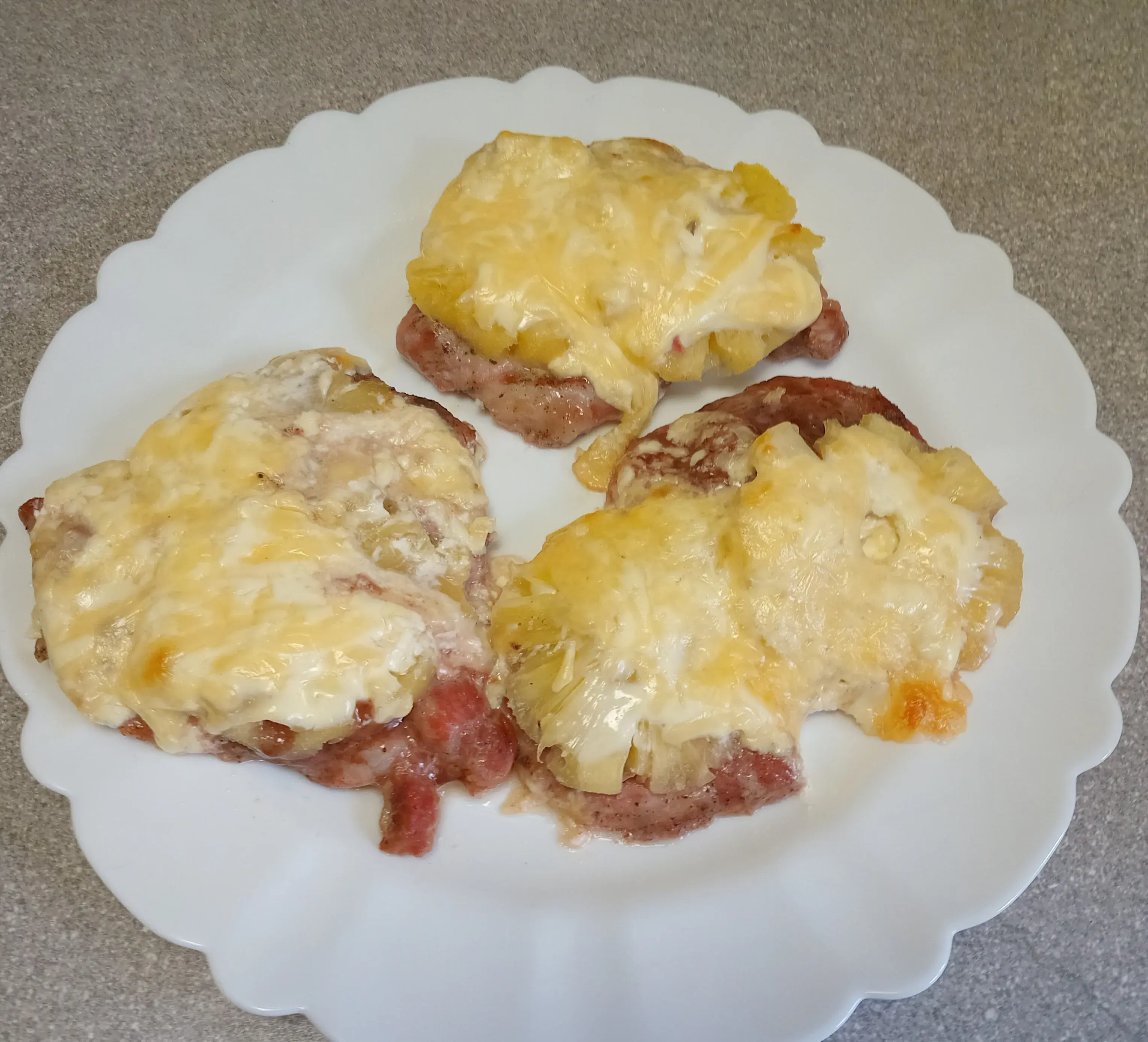 Свиной шницель под ананасами с сыром: шаг 4