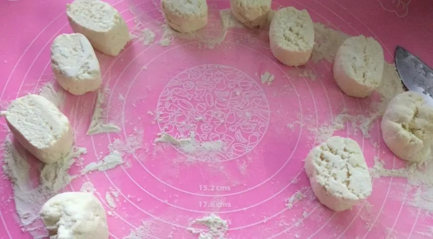 Сырники с желтками: шаг 4