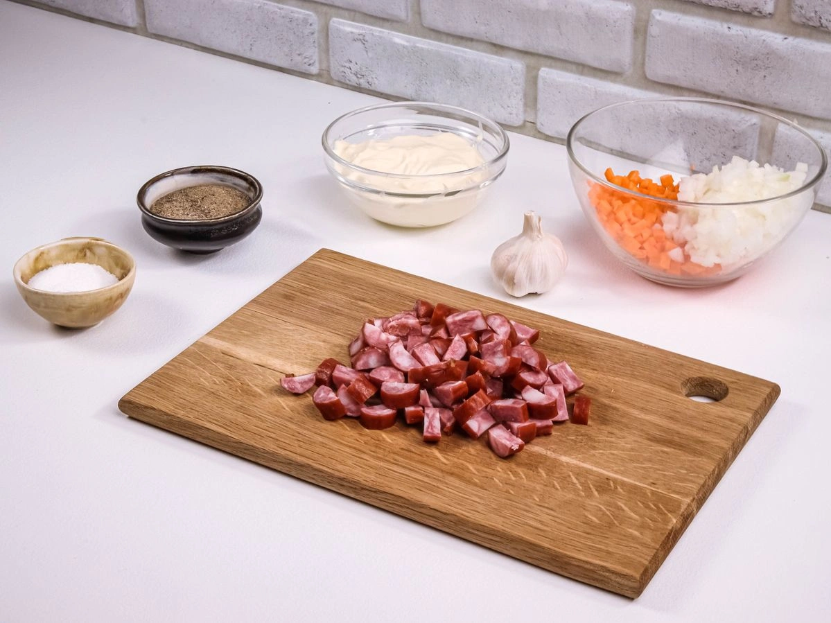 Шаг 4: Сырный суп с охотничьими колбасками