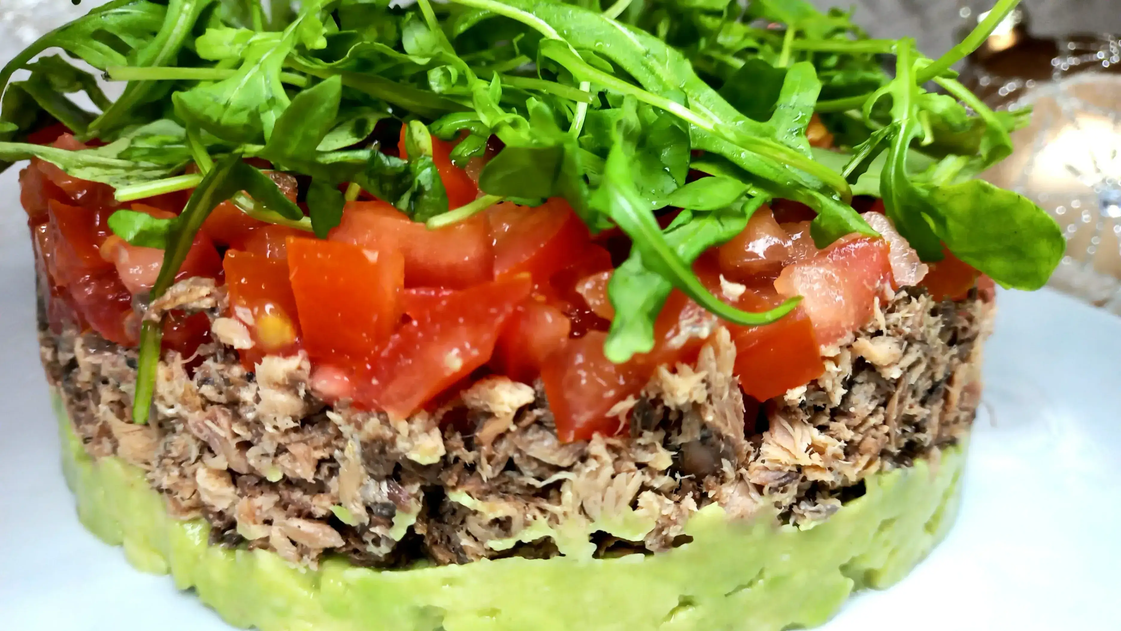 Тимбал из тунца и авокадо: шаг 4