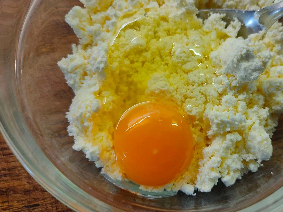 Шаг 4: Творожная начинка для блинов