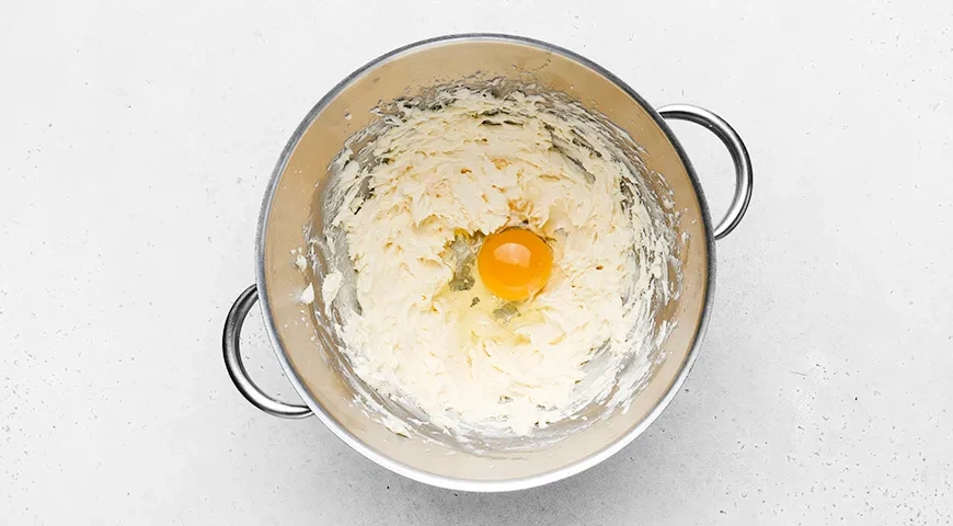 Творожное печенье с изюмом: шаг 4