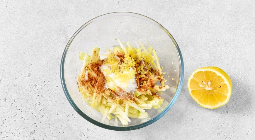 Творожные рогалики с яблоками: шаг 4