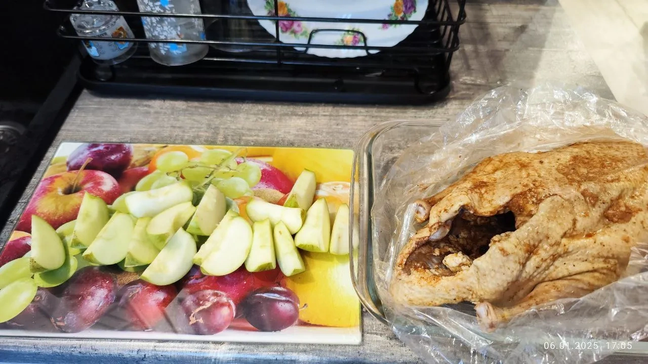 Утка с яблоками: шаг 4