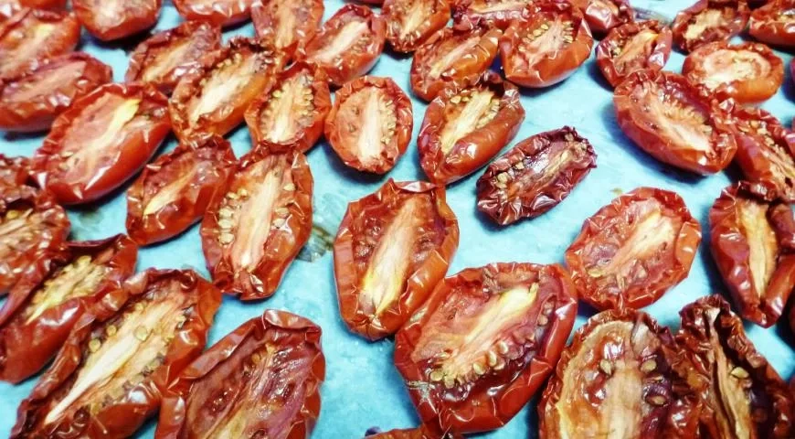 Вяленые томаты с прованскими травами: шаг 4