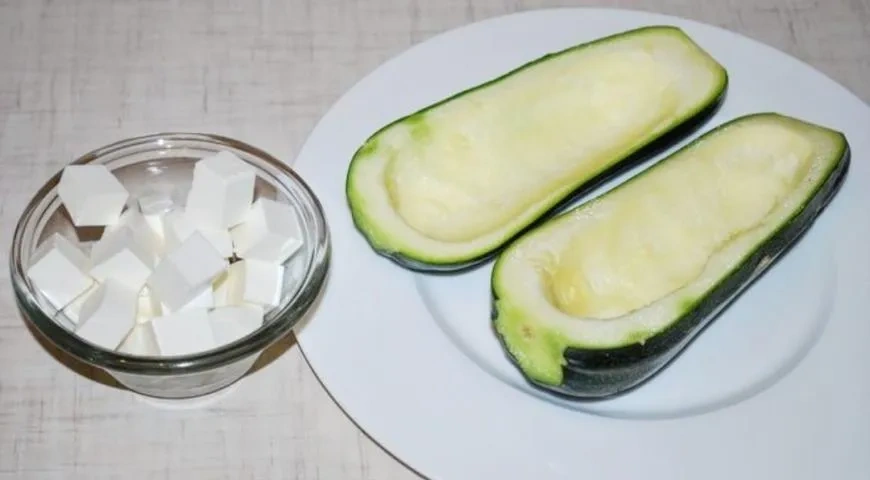Запеченные цукини с лисичками и фетой: шаг 4