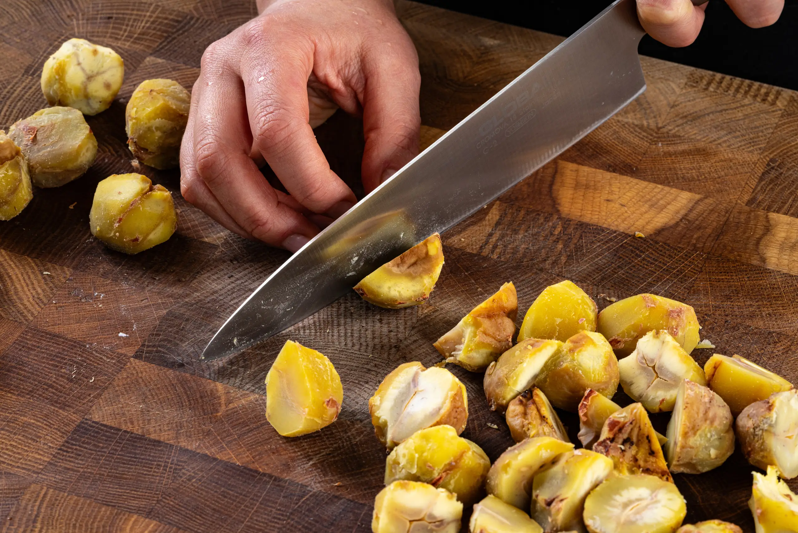 Шаг 4: Запеченные колбаски с каштанами и сельдереем