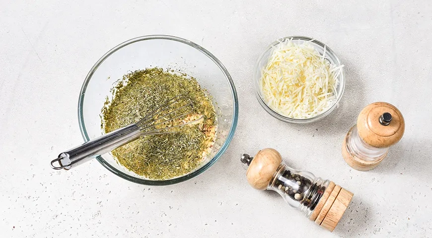 Жареная молодая капуста в яичной заливке: шаг 4