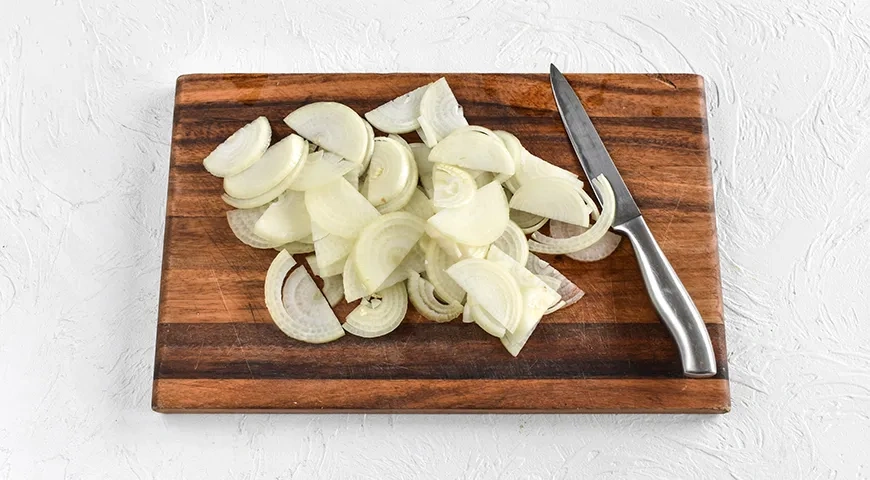 Жареная репа с луком: шаг 4