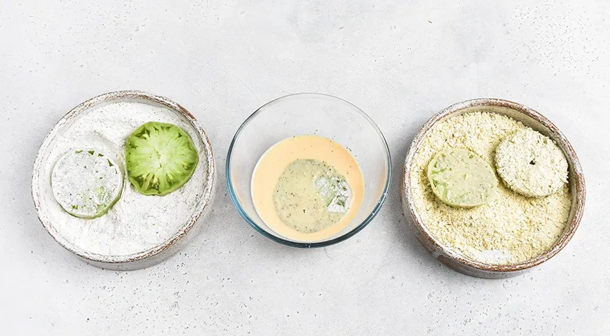 Жареные зеленые помидоры на сковороде: шаг 4