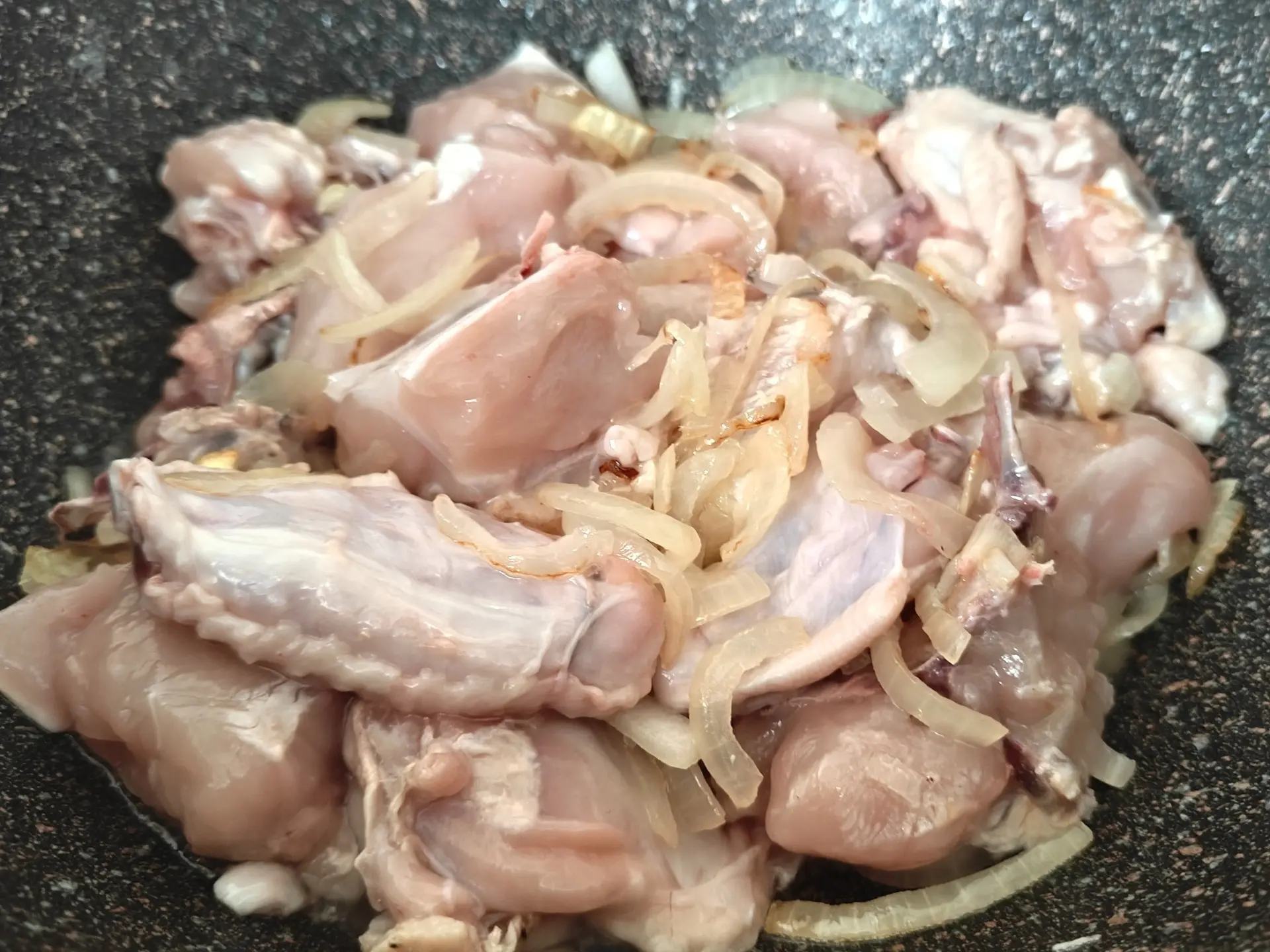 Шаг 4: Жаркое из курицы в казане