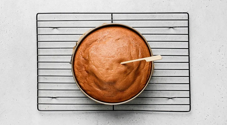 Бисквитный торт «Тирамису»: шаг 5