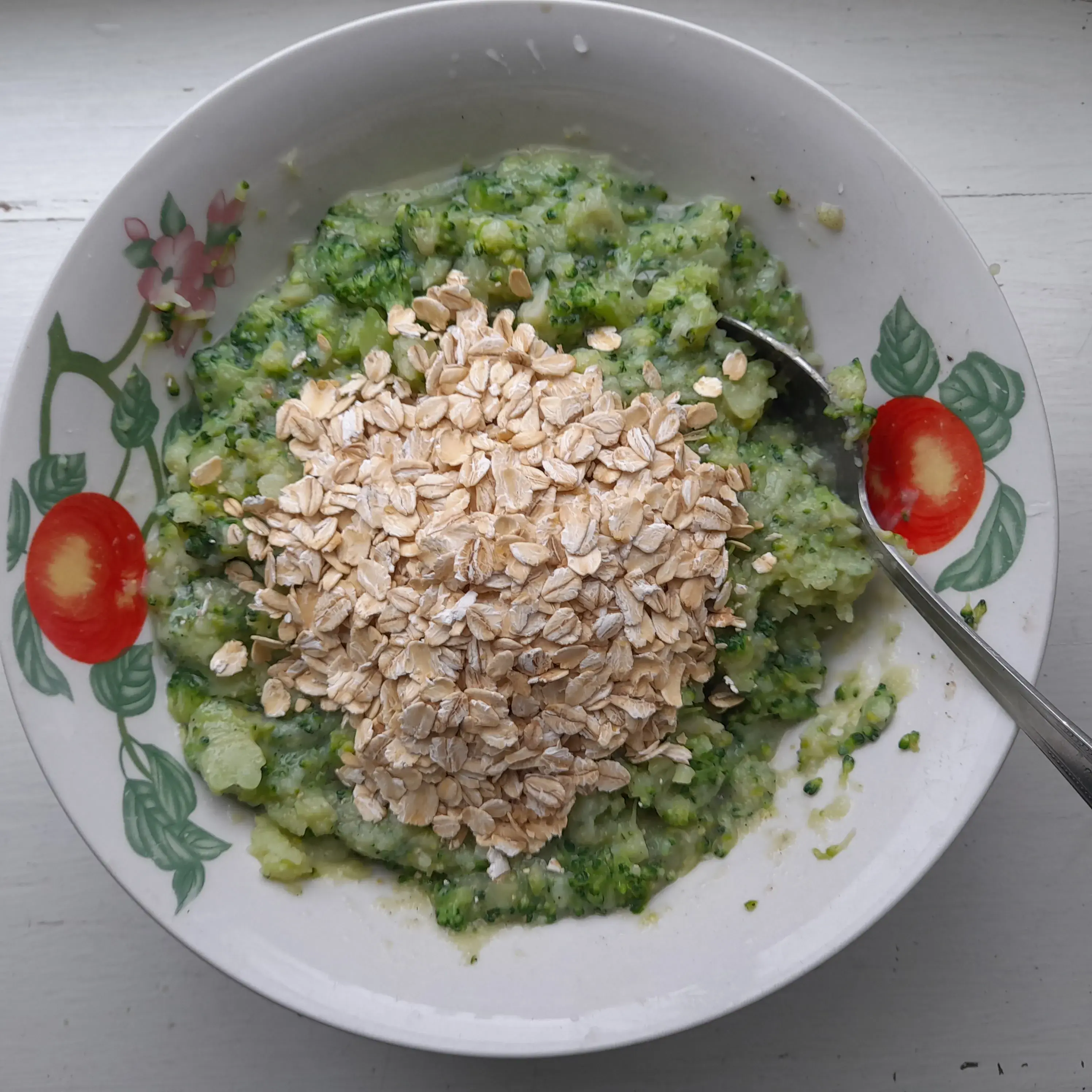 Биточки из брокколи со сметанным соусом: шаг 5