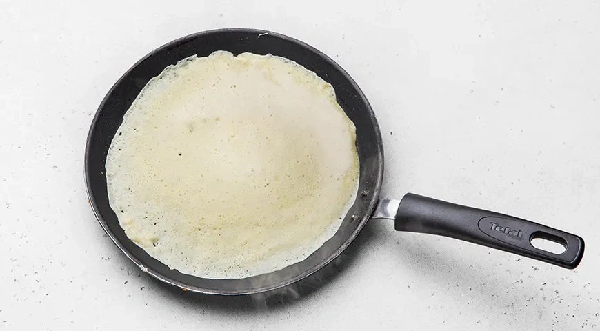 Блинный торт с кремчизом: шаг 5