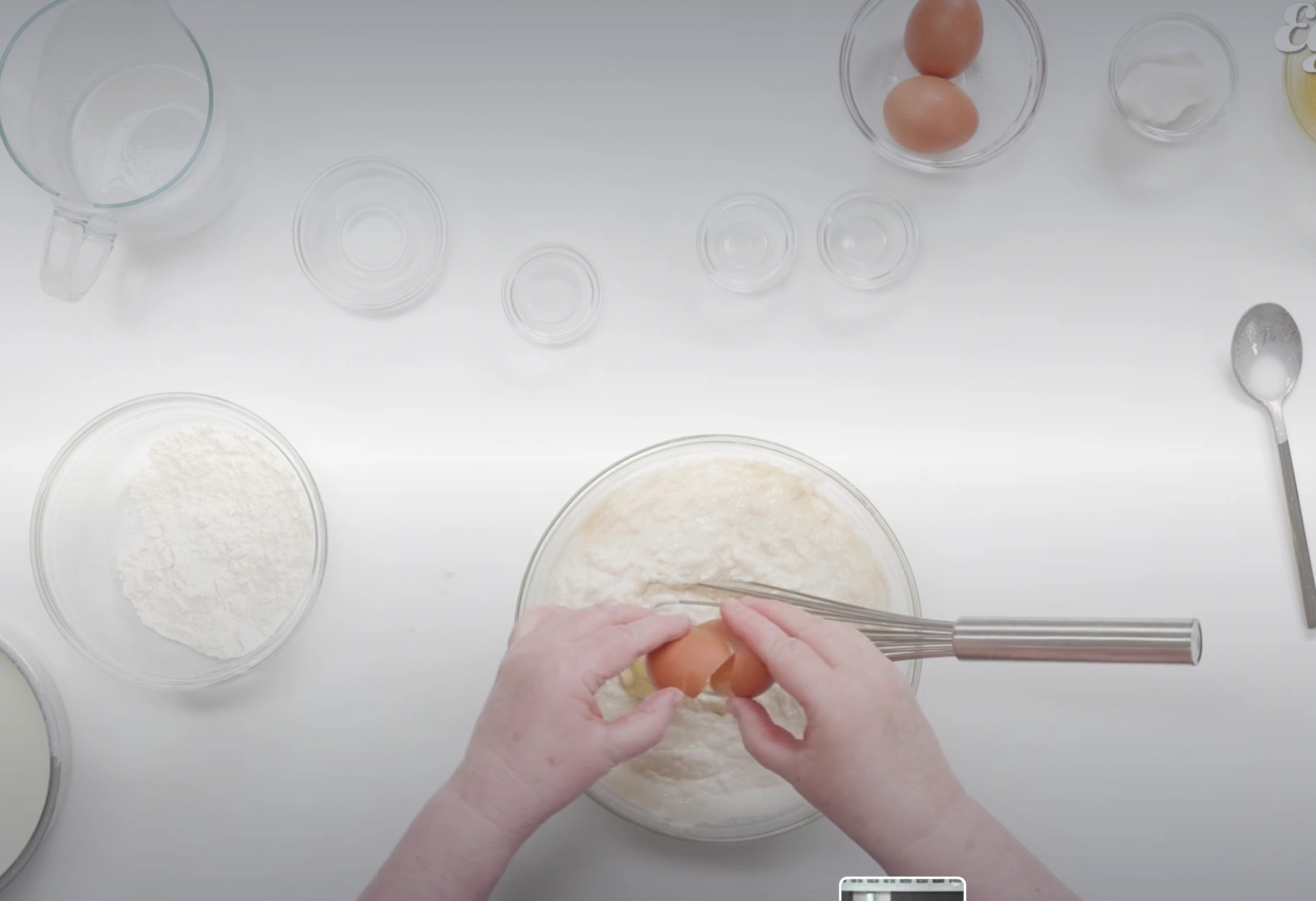 Шаг 5: Блины на кефире от кулинара