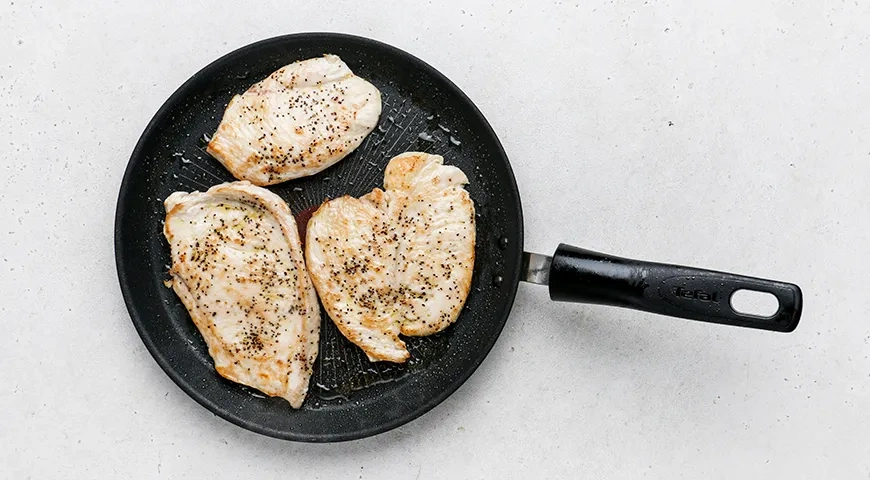 Брускетта Цезарь с курицей: шаг 5