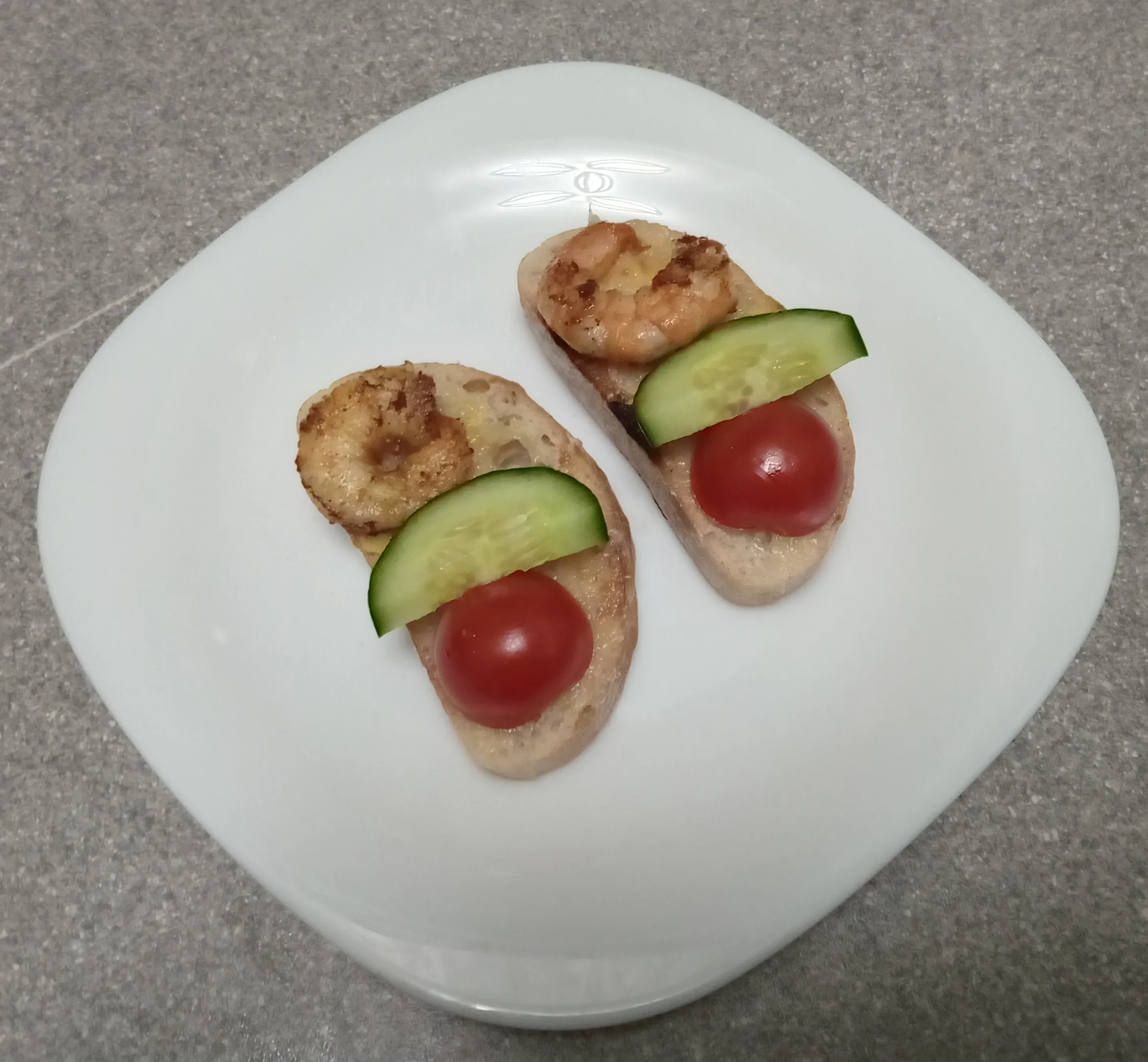 Закуска с чесноком и креветками: шаг 5