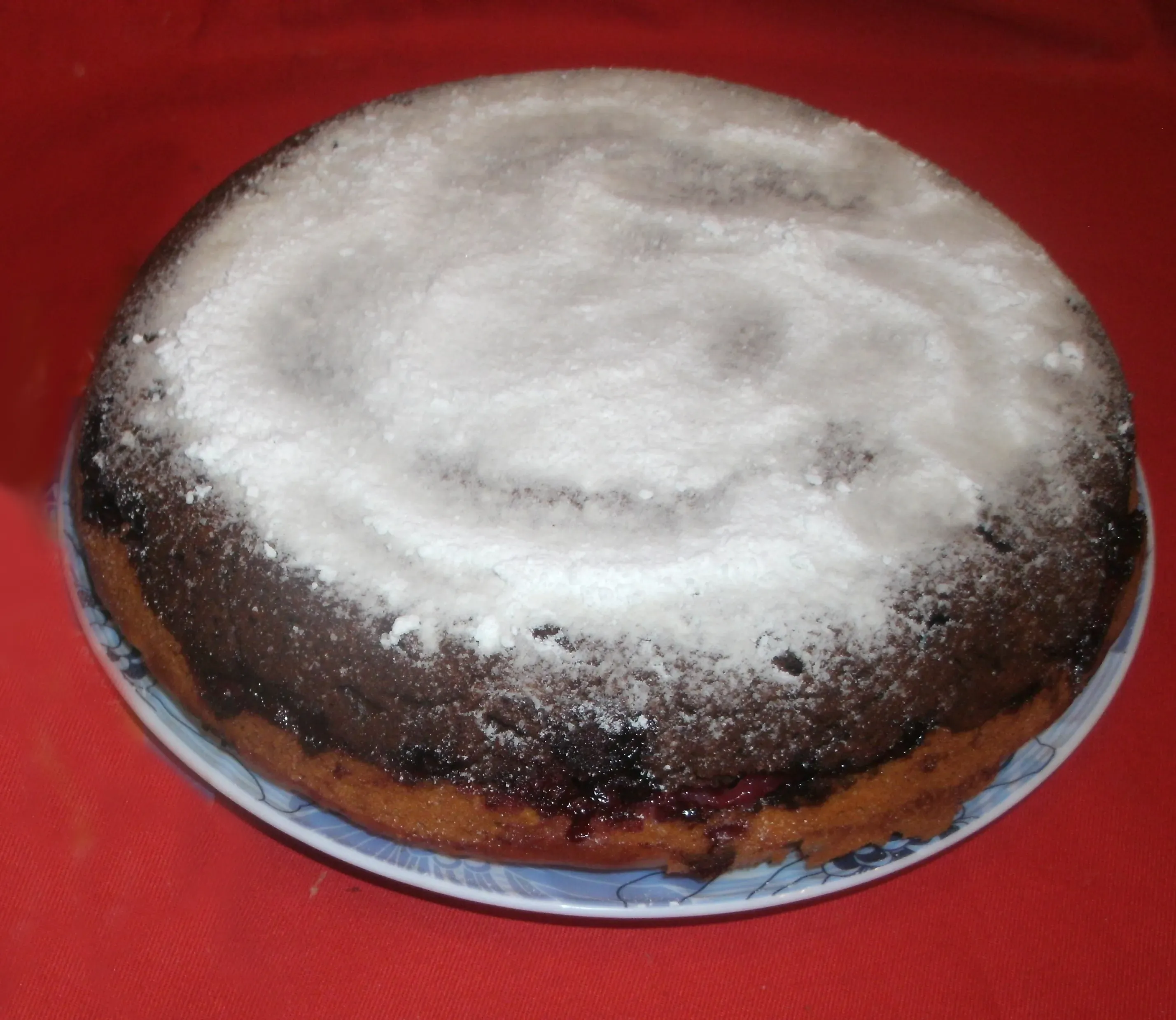 Черно-белый пирог с брусникой: шаг 5