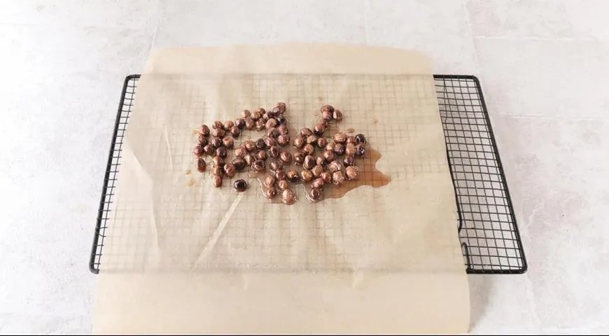 Французский торт из бисквита дакуаз: шаг 5