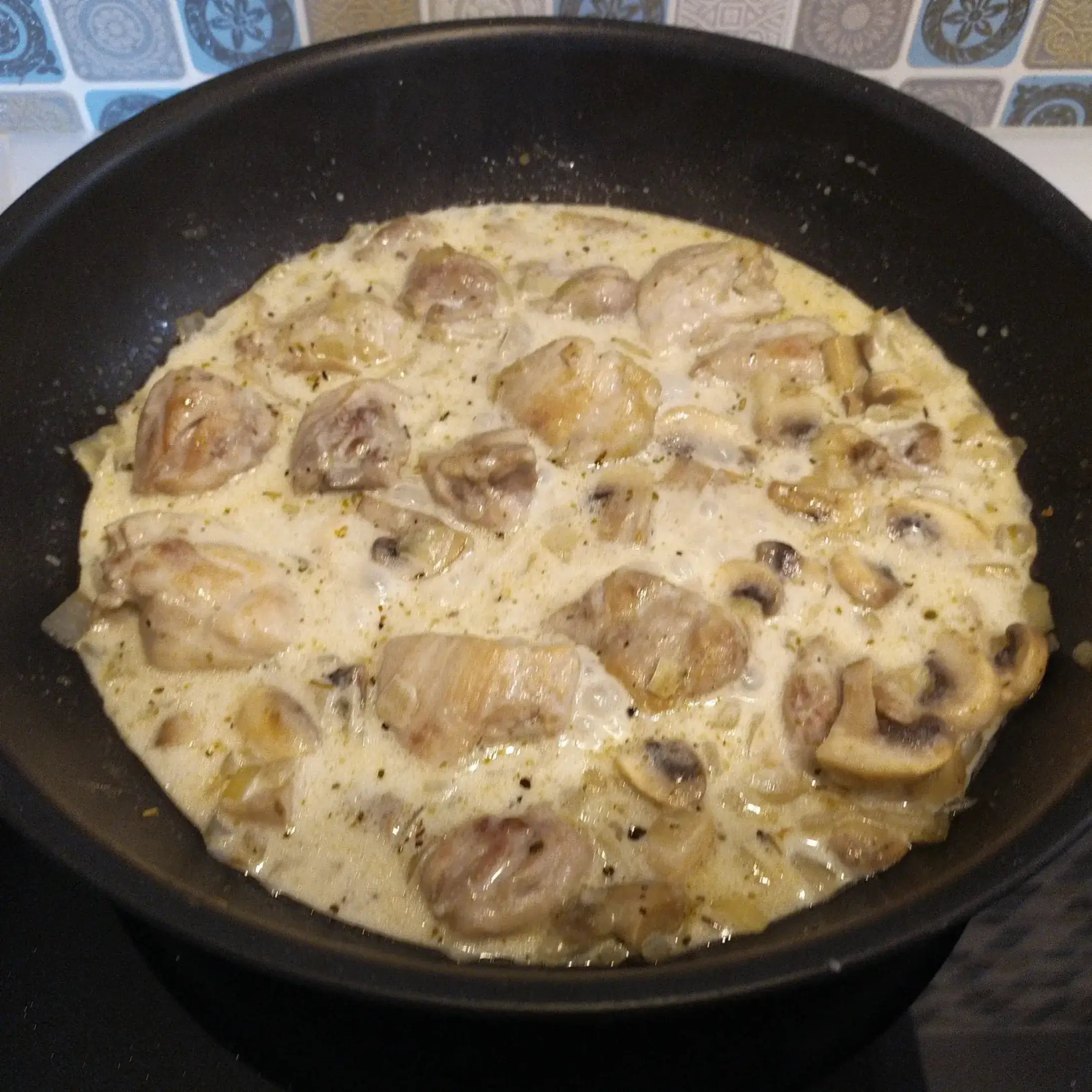 Фрикассе из курицы с грибами: шаг 5