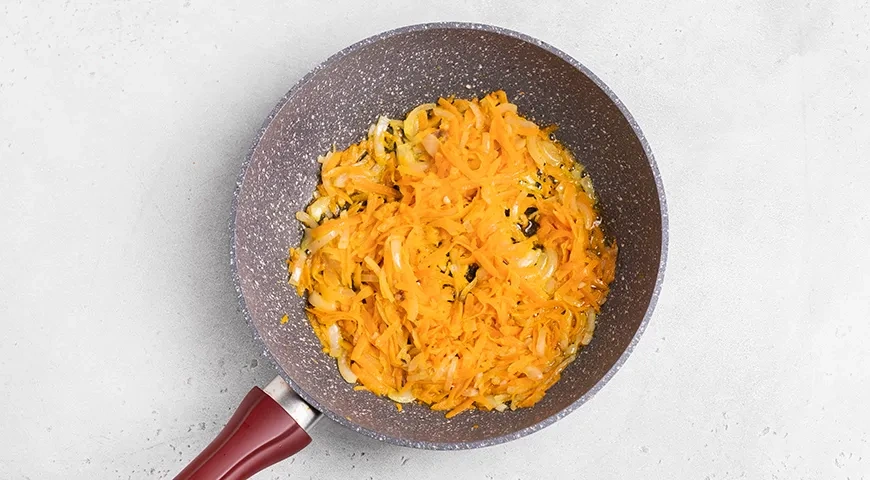 Гороховая каша с тушенкой: шаг 5