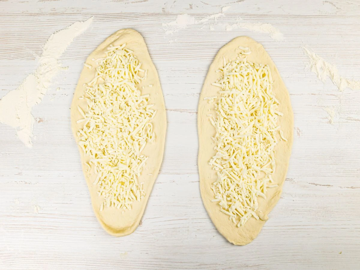 Шаг 5: Хачапури по-аджарски