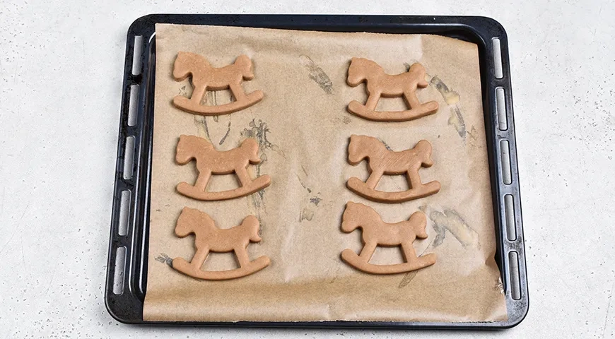 Имбирный пряник «Лошадка» к Новому году: шаг 5