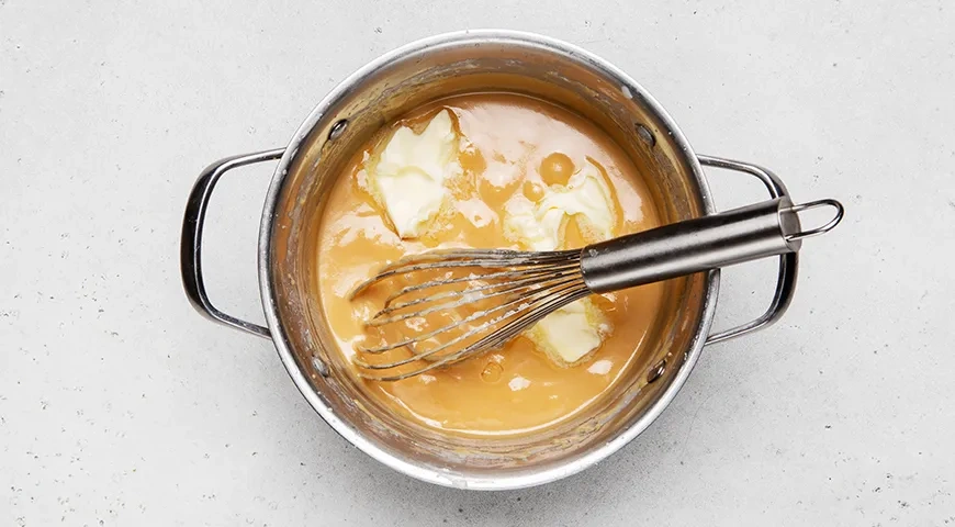 Ириски на сметане: шаг 5