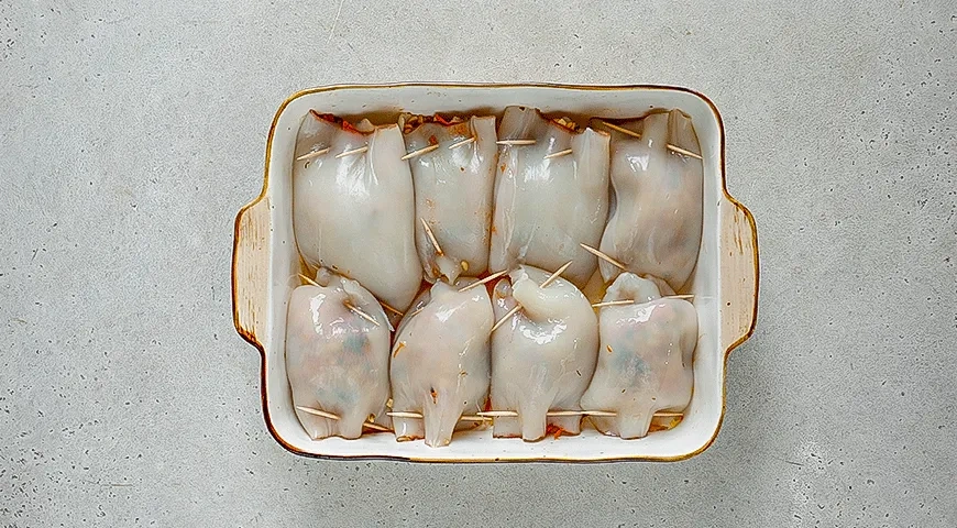 Кальмары, фаршированные булгуром: шаг 5