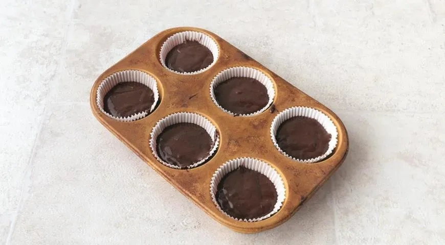 Капкейки Черный лес: шаг 5