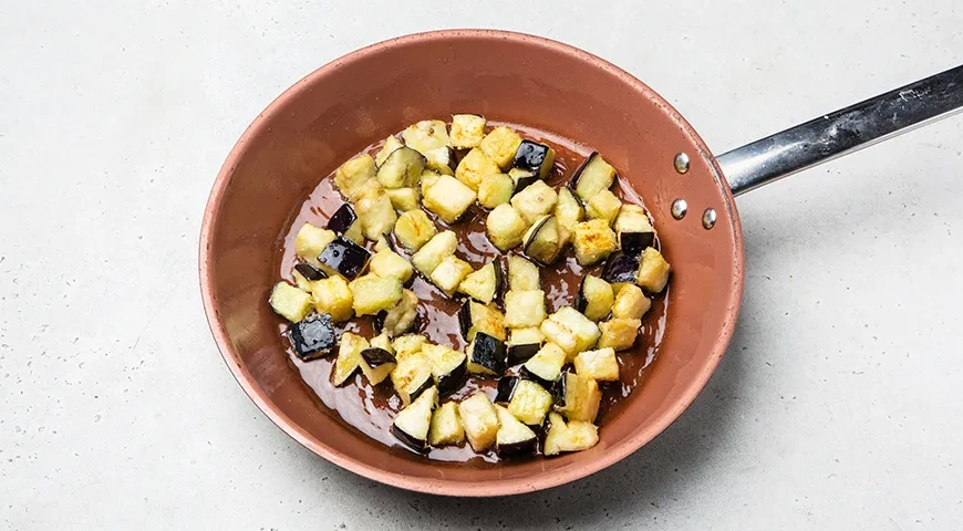 Карамелизованные баклажаны с хрустящей корочкой: шаг 5